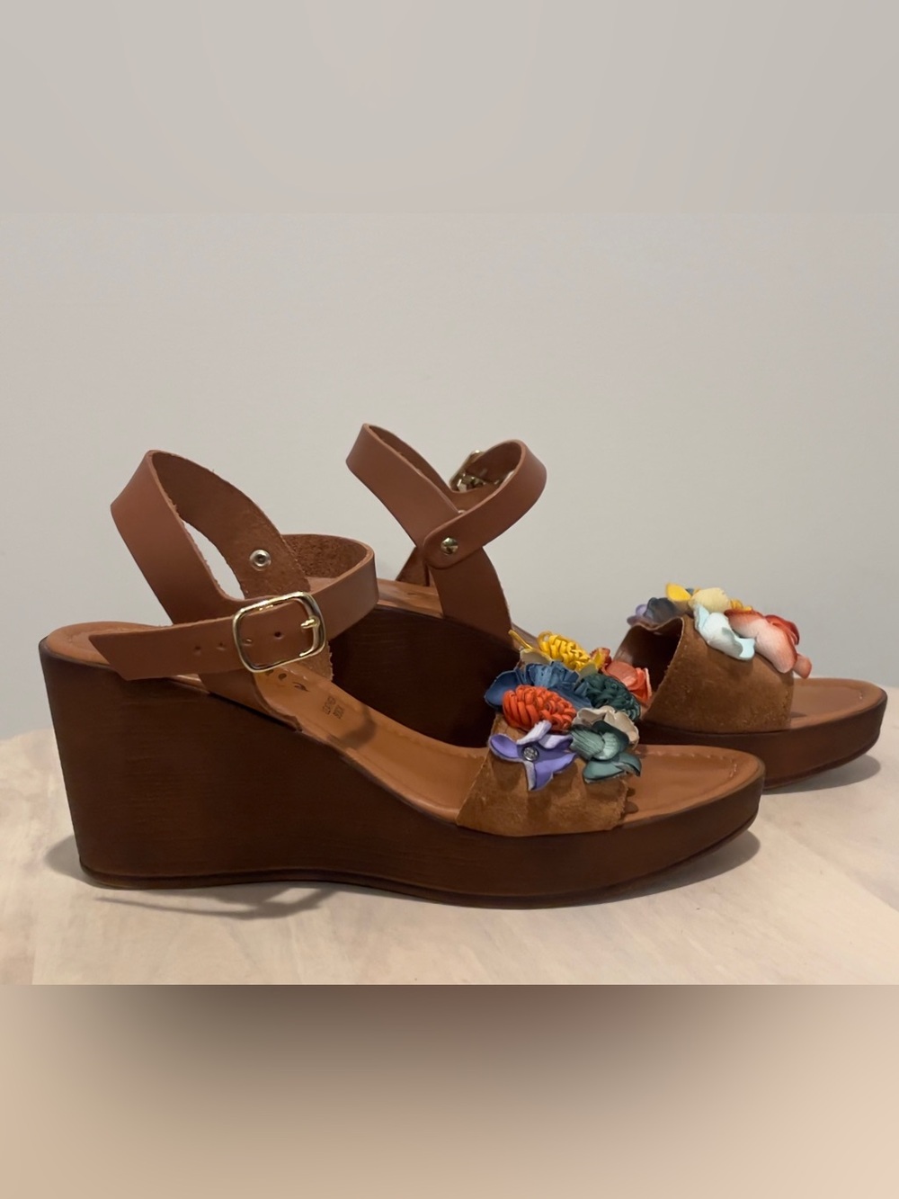 Mariella-Women’s Brown Wedge Sandals with Multicolor Black Floral Accents
